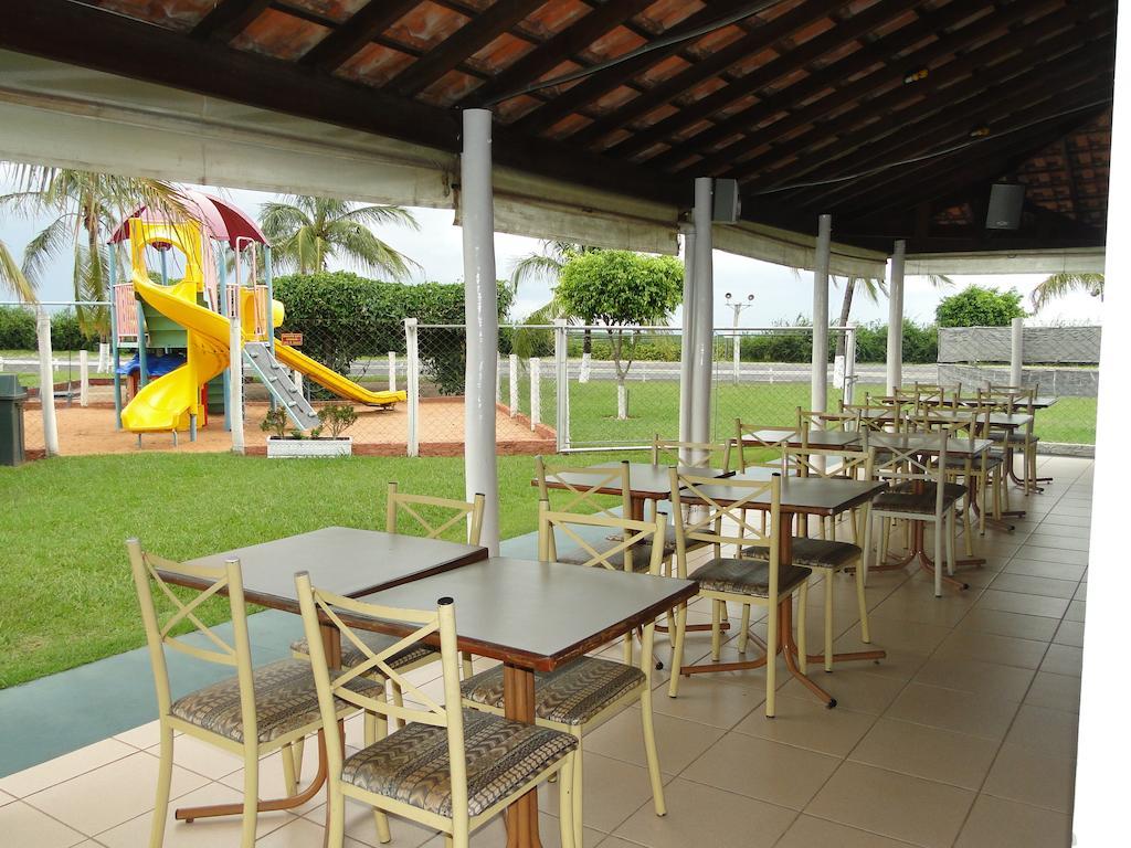 Hotel Pousada Vale Do Sol Em Pompéia Εξωτερικό φωτογραφία