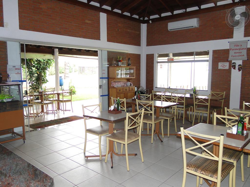 Hotel Pousada Vale Do Sol Em Pompéia Εξωτερικό φωτογραφία
