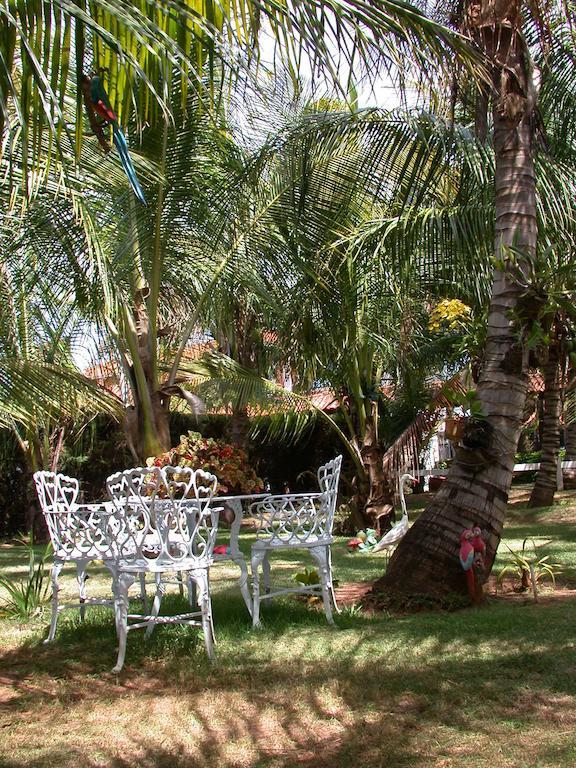 Hotel Pousada Vale Do Sol Em Pompéia Εξωτερικό φωτογραφία