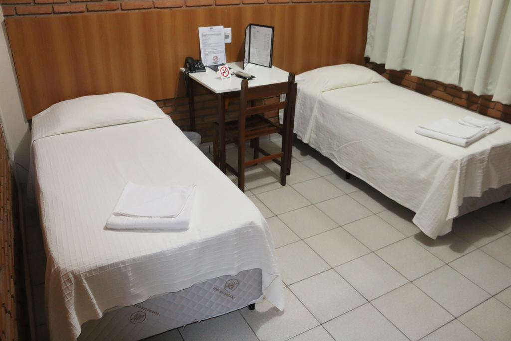 Hotel Pousada Vale Do Sol Em Pompéia Εξωτερικό φωτογραφία