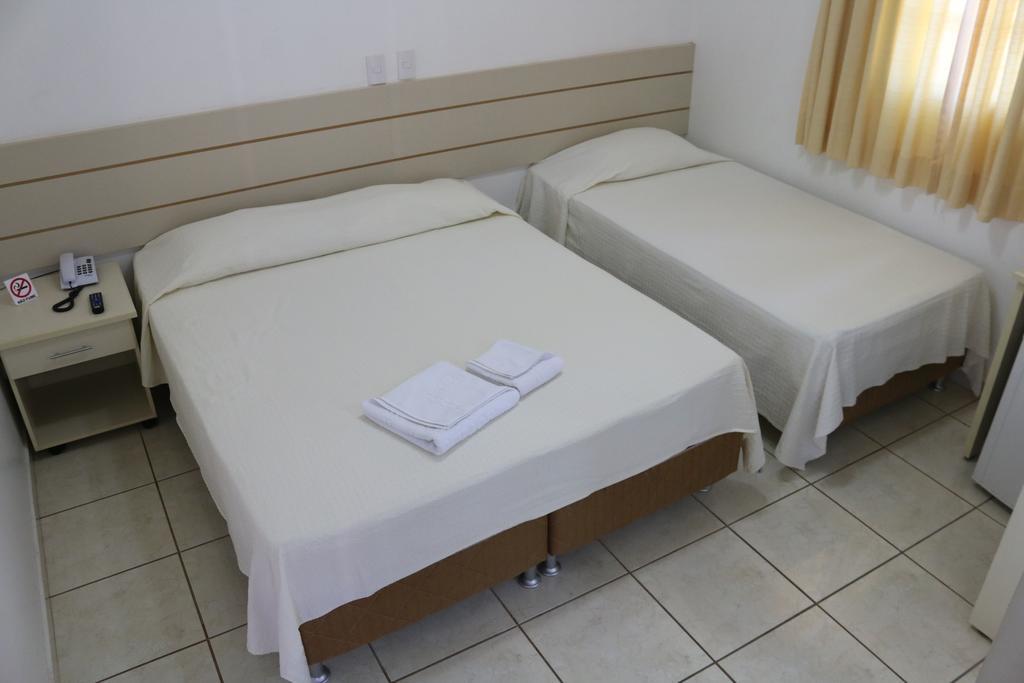 Hotel Pousada Vale Do Sol Em Pompéia Εξωτερικό φωτογραφία