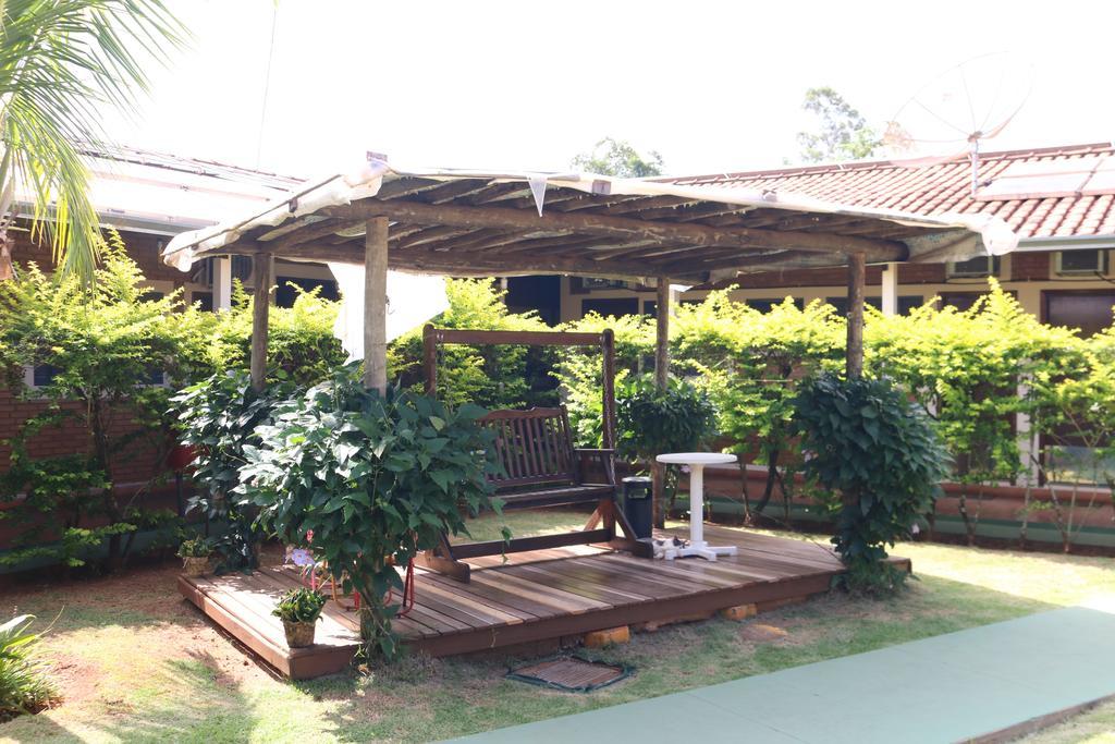 Hotel Pousada Vale Do Sol Em Pompéia Εξωτερικό φωτογραφία